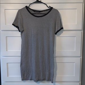 T-shirt dress